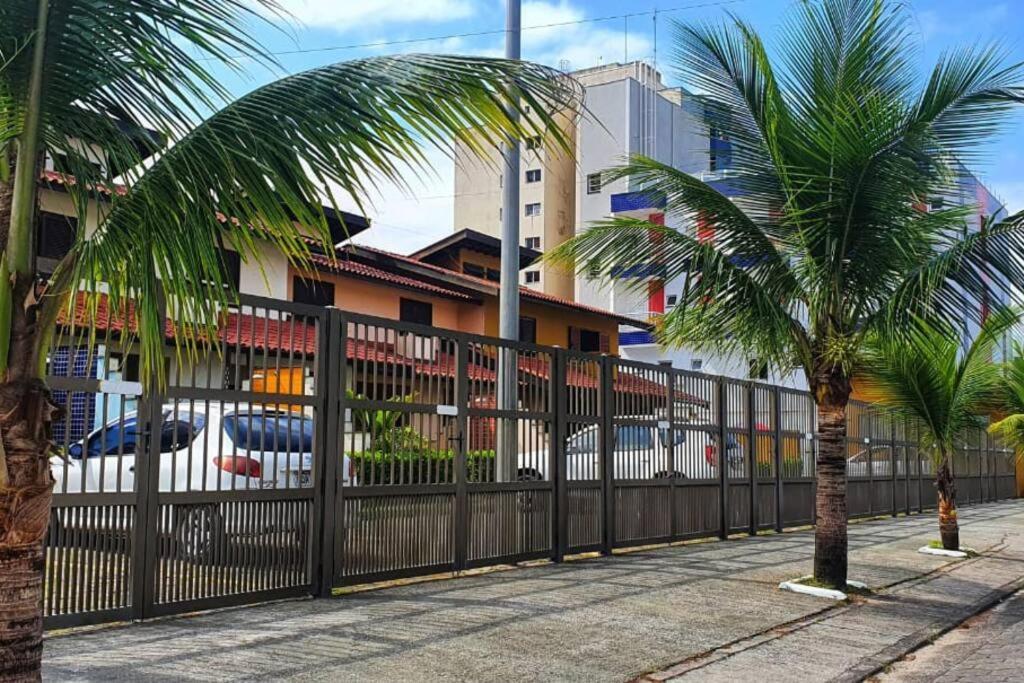 Apartment 100mts Da Com Churrasqueira, Piscina E Wi-fi Caraguatatuba
