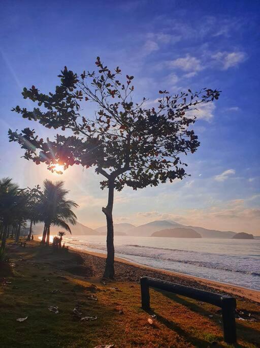 100mts Da Com Churrasqueira, Piscina E Wi-fi